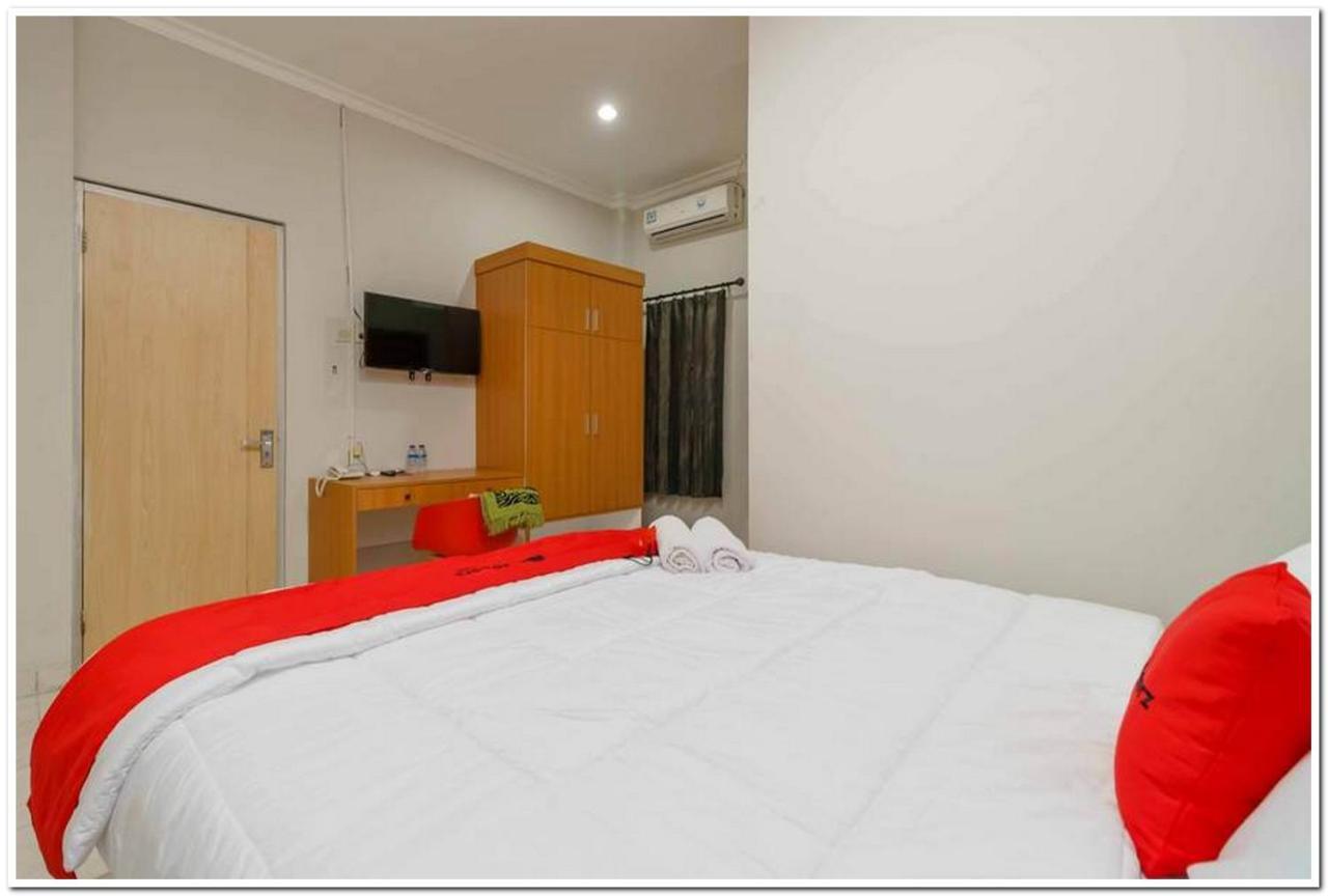 Reddoorz Near Jiexpo Kemayoran 2 Jakarta Exterior foto